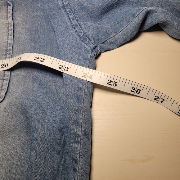 Zenana v neck long sleeve button down size 3X - Picture 6 of 8